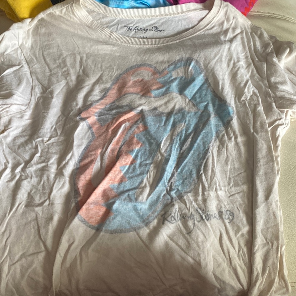 White Rolling Stones shirt